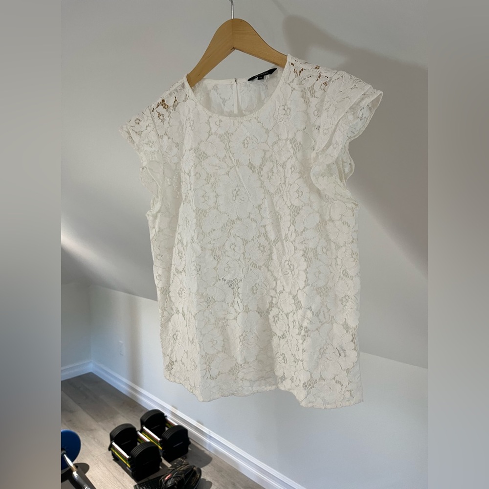 S White Lace RW&CO Top